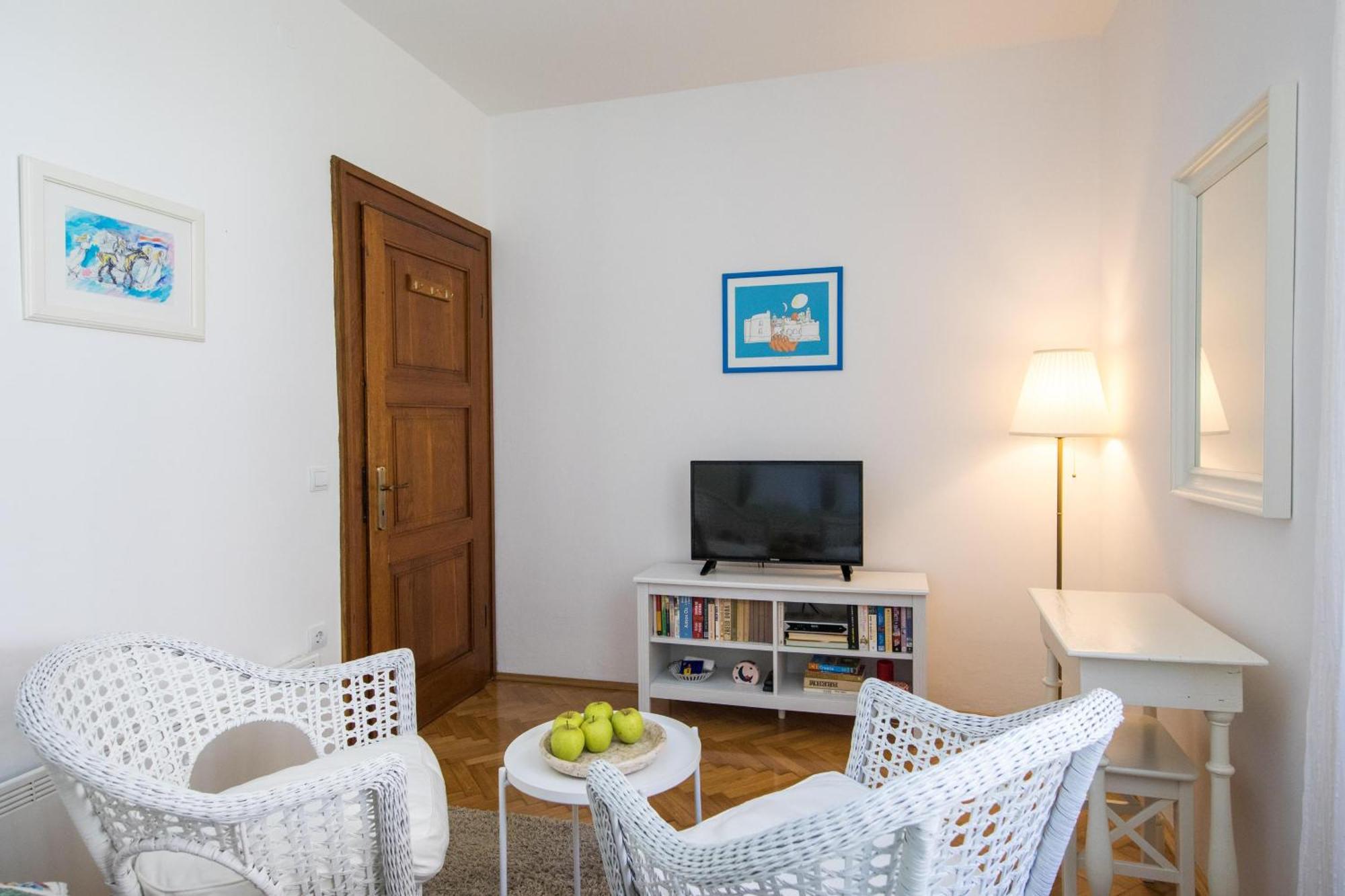 Rego Apartment